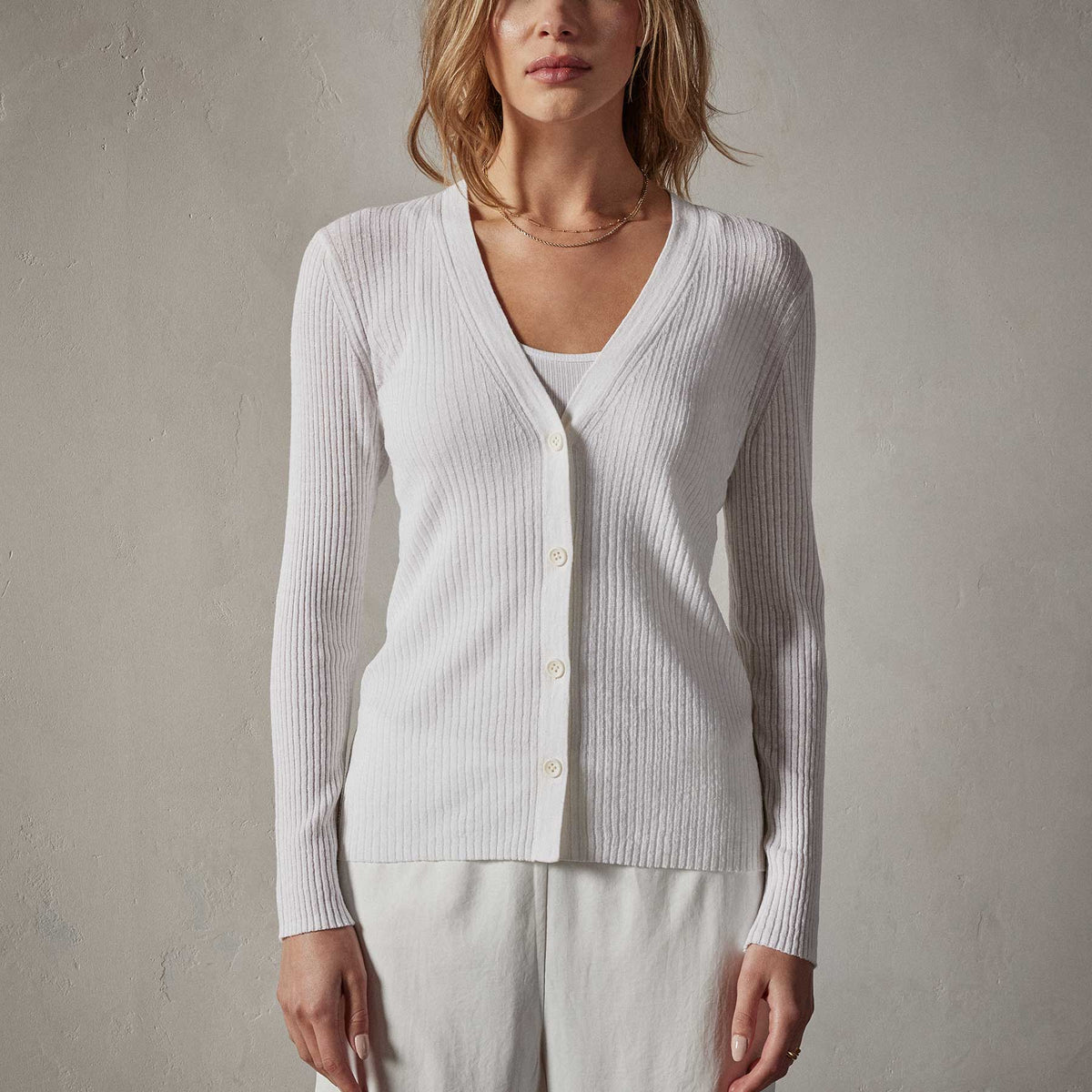 Carmel Cardigan in White | James Perse Los Angeles 