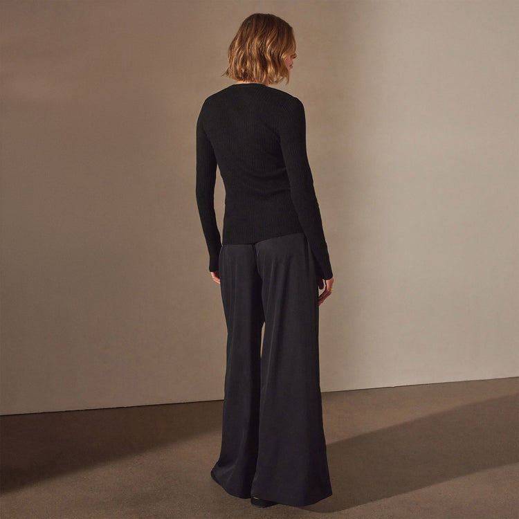 Stretch Linen Ribbed VinNeck in Black | James Perse Los Angeles