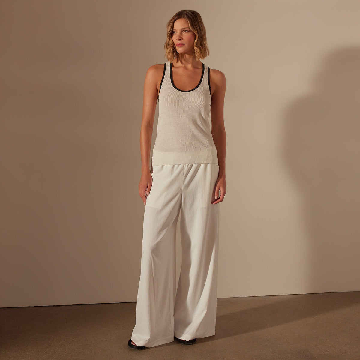 Stretch Linen Ribbed Tank in White/Black | James Perse Los Angeles