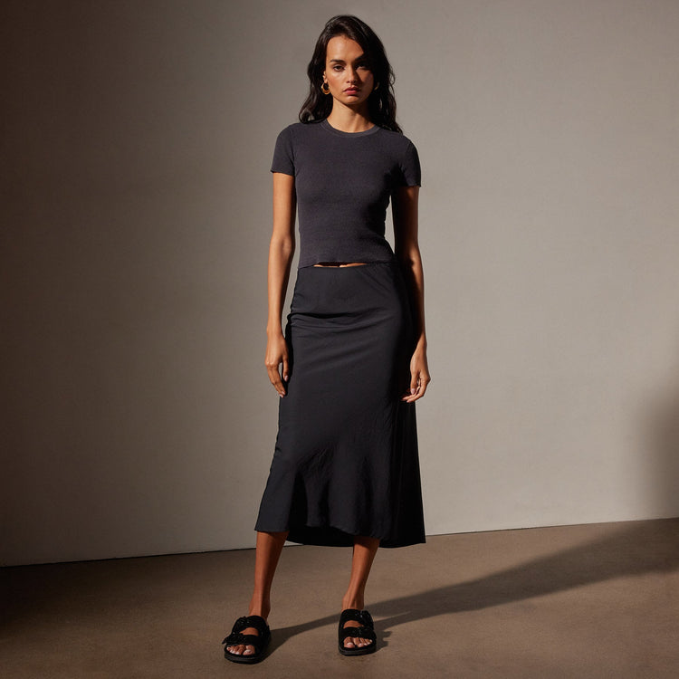 Stretch Linen Ribbed Tee in Magma | James Perse Los Angeles