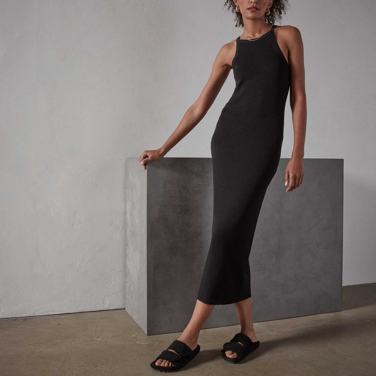 Cut Away Stretch Linen Rib Tank Dress - Black | James Perse Los Angeles