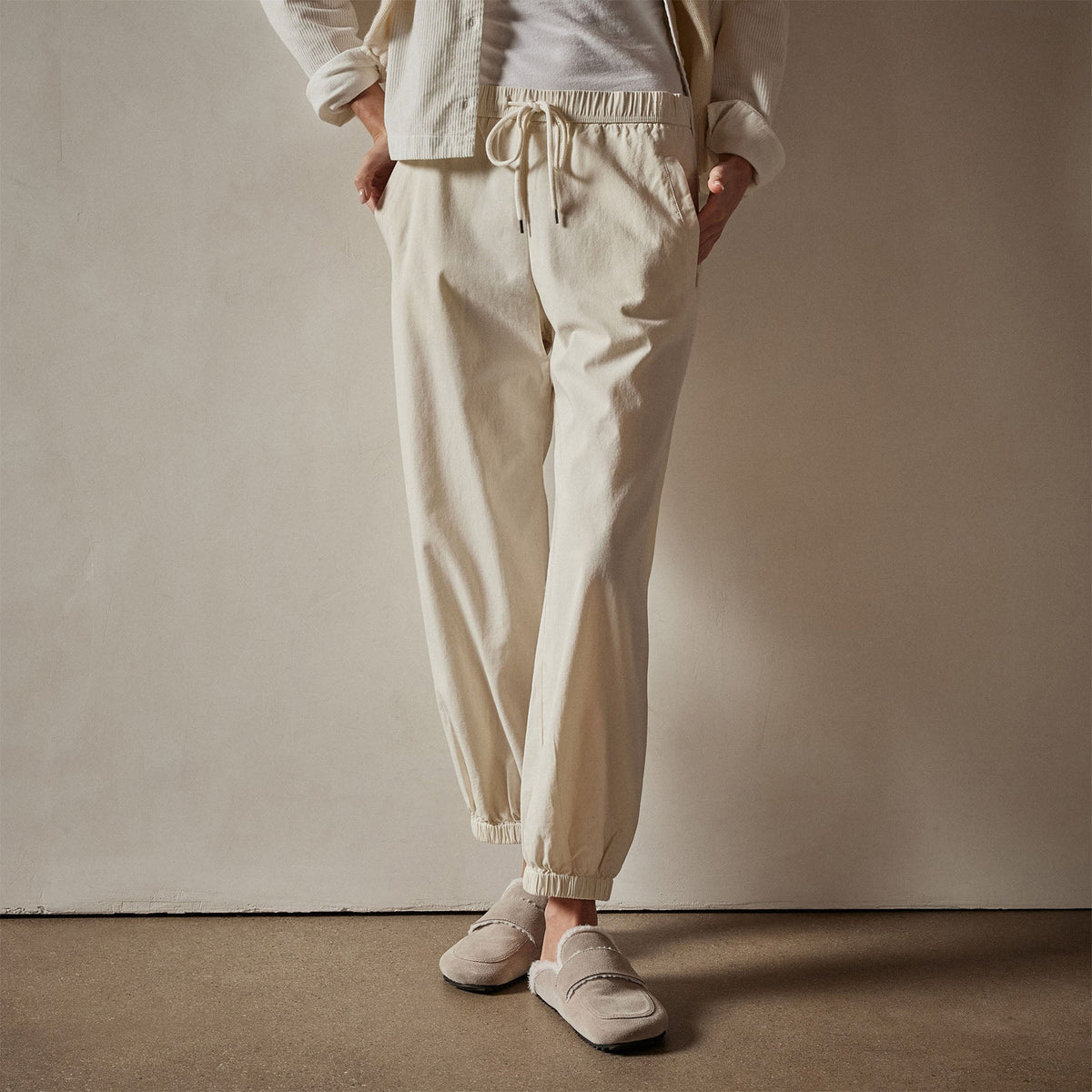 Cotton Utility Pant in Canvas Pigment | James Perse Los Angeles