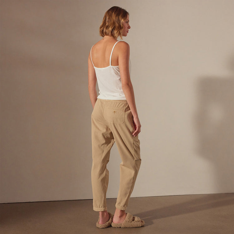 Micro Twill Casual Pant in Sand Pigment | James Perse Los Angeles