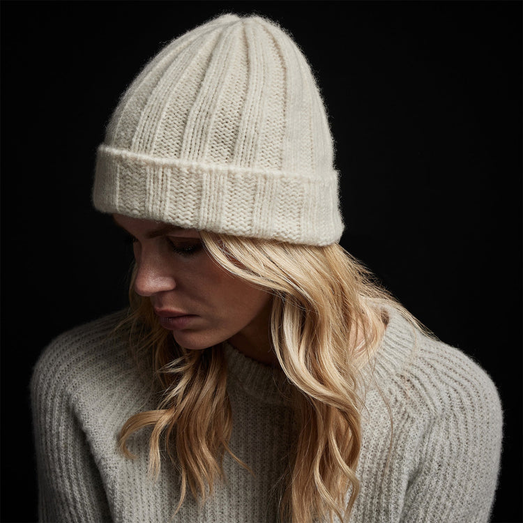 Cashmere Beanie & Scarf Set in Ivory | James Perse Los Angeles