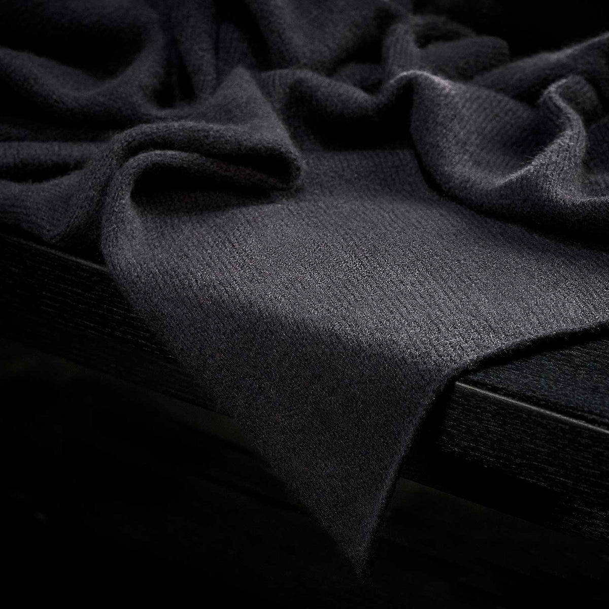 Cashmere Beanie & Scarf Set - Black