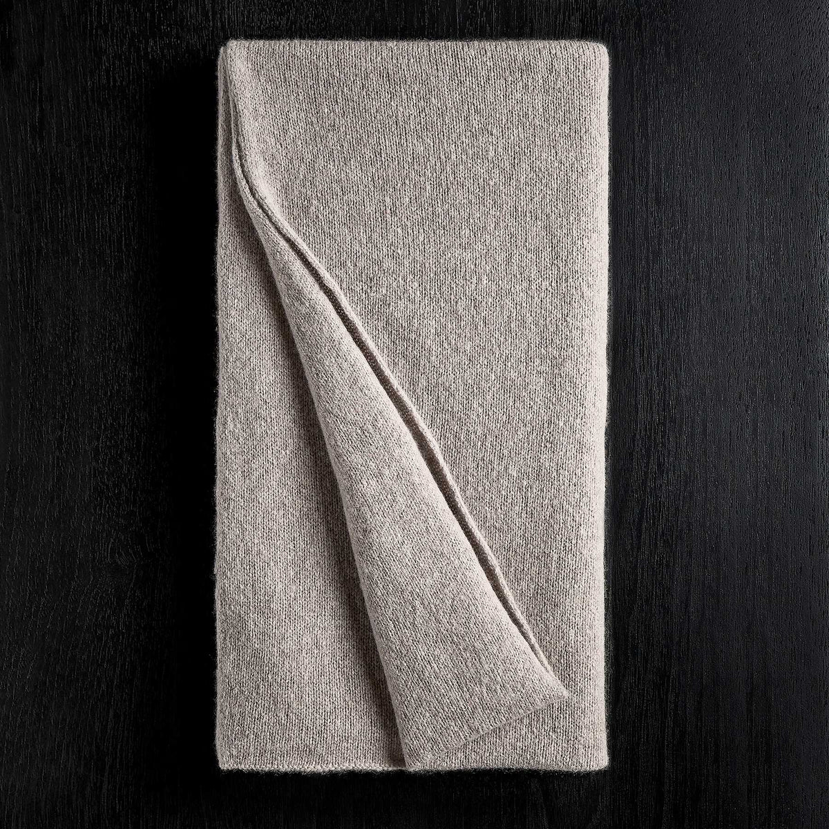 Cashmere Striped Beanie & Scarf Set in Silver Wheat/Mist/Ivory | James Perse Los Angeles